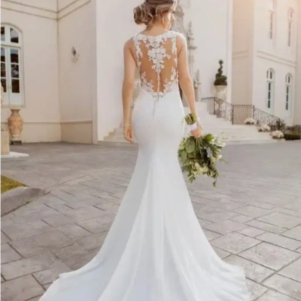 Stella York White  Wedding Dress with Illusion Lace Back Style 39902  size 8 NWT